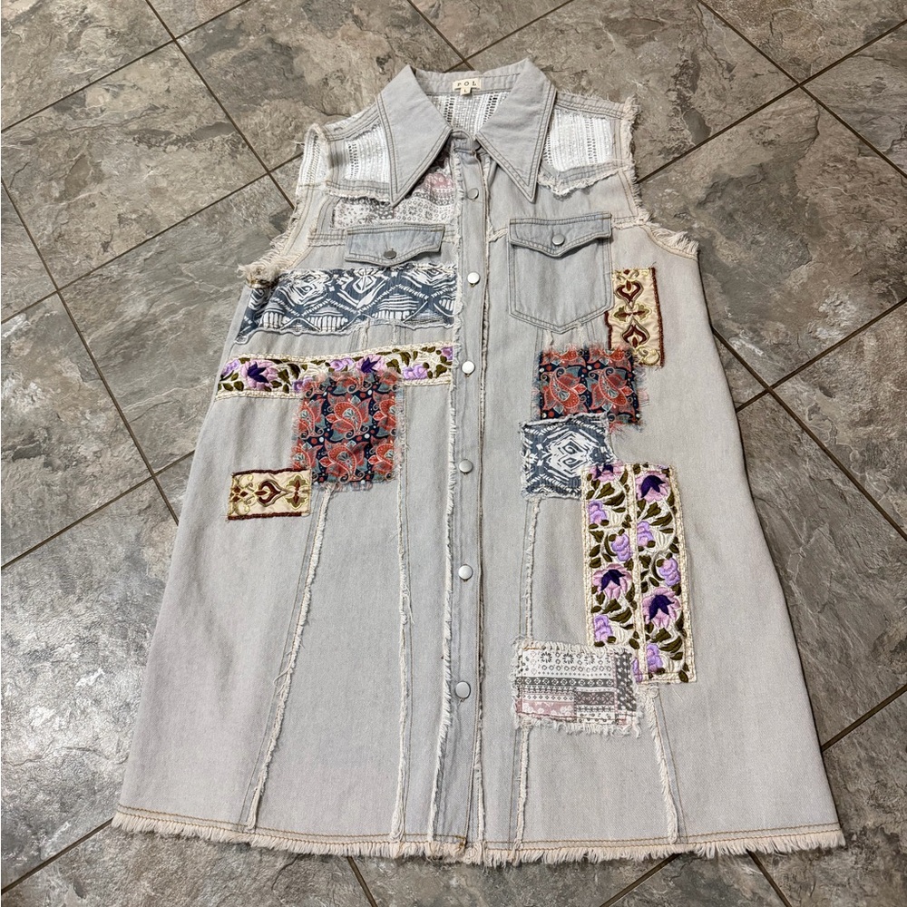Pol Hit the streets One Of A Kind Sleeveless Denim Dress Vest Size L - Picture 1 of 5